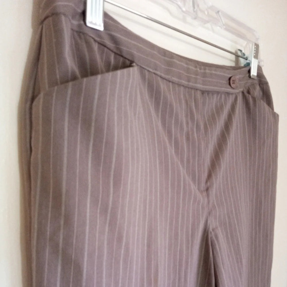 Nine and Co. pinstripe trousers women's size 4 - Picture 3 of 11